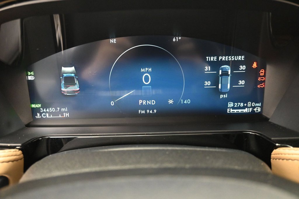 Used 2023 Lincoln Corsair Grand Touring AWD/4WD image 22