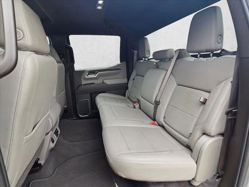 Used 2025 GMC Sierra 1500 SLT RWD image 18