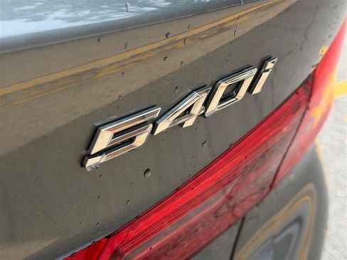 Used 2019 BMW 540i xDrive w/ Convenience Package AWD/4WD image 19