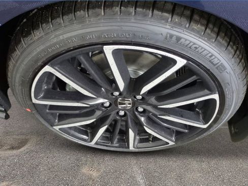 New 2026 Honda Accord Touring image 8