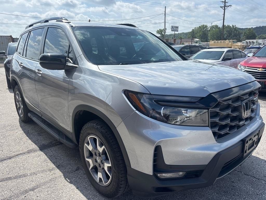 Used 2023 Honda Passport TrailSport image 5