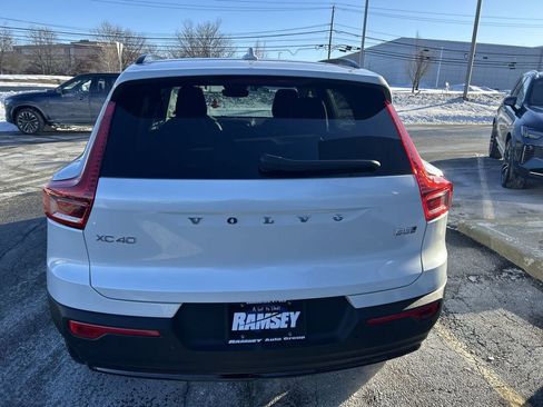 New 2026 Volvo XC40 B5 Plus w/ Protection Package Premier image 26