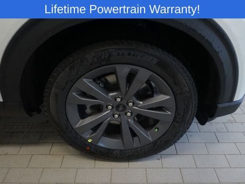 New 2026 Ford Explorer Active image 17