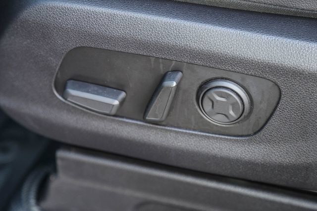 Used 2024 Kia Carnival SX Prestige FWD image 25