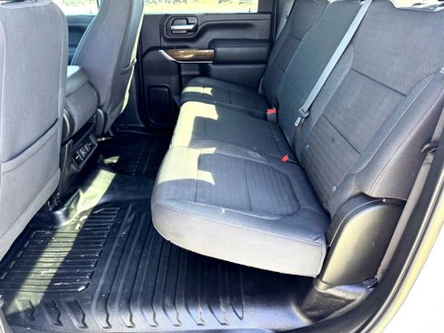 Used 2023 GMC Sierra 2500 SLE w/ SLE Convenience Package image 17