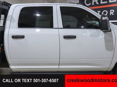Used 2024 RAM 2500 Tradesman w/ Chrome Appearance Group AWD/4WD image 14