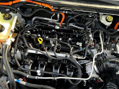 Used 2021 Ford Escape Titanium w/ Class II Trailer Tow Package image 35