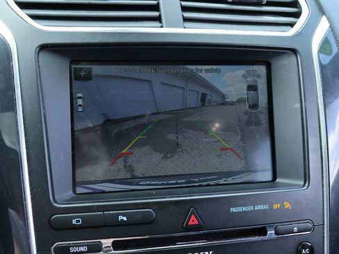 Used 2018 Ford Explorer Sport w/ Equipment Group 401A AWD/4WD image 38