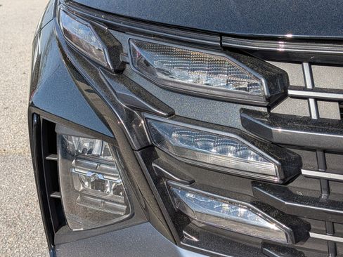 Used 2025 Hyundai Tucson SEL AWD/4WD image 10