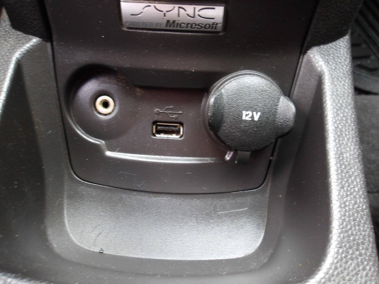Used 2013 Ford Fiesta SE FWD image 14