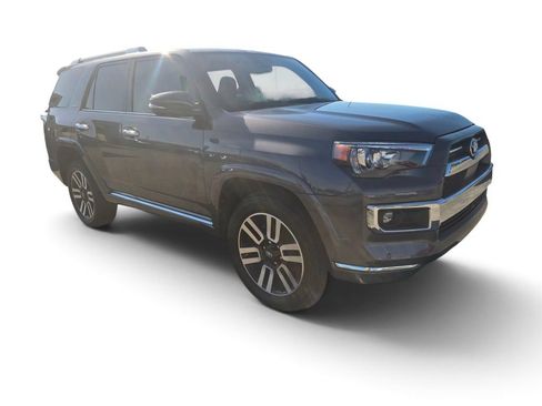 Used 2023 Toyota 4Runner Limited AWD/4WD image 2