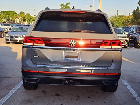 New 2026 Volkswagen Atlas SE FWD image 4