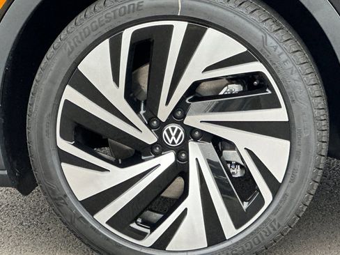 New 2026 Volkswagen ID.4 Pro S Plus AWD/4WD image 24