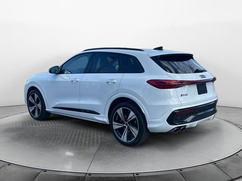 New 2025 Audi SQ5 Premium Plus image 5