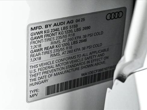 Certified 2025 Audi Q3 2.0T Premium w/ Convenience Package image 26