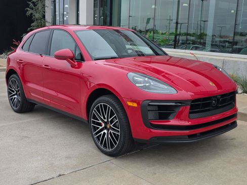 New 2026 Porsche Macan S AWD/4WD image 9