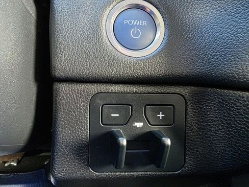 Used 2024 Toyota Sequoia Limited image 20