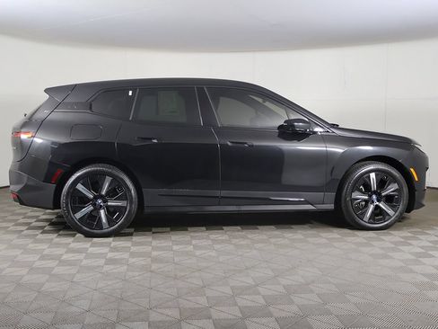 Used 2024 BMW iX xDrive50 AWD/4WD image 20