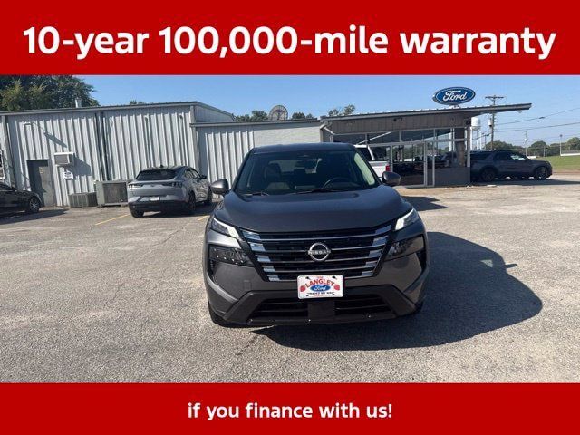 Used 2025 Nissan Rogue SV AWD/4WD image 7