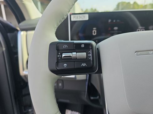 New 2026 Hyundai Santa Fe SE FWD image 18