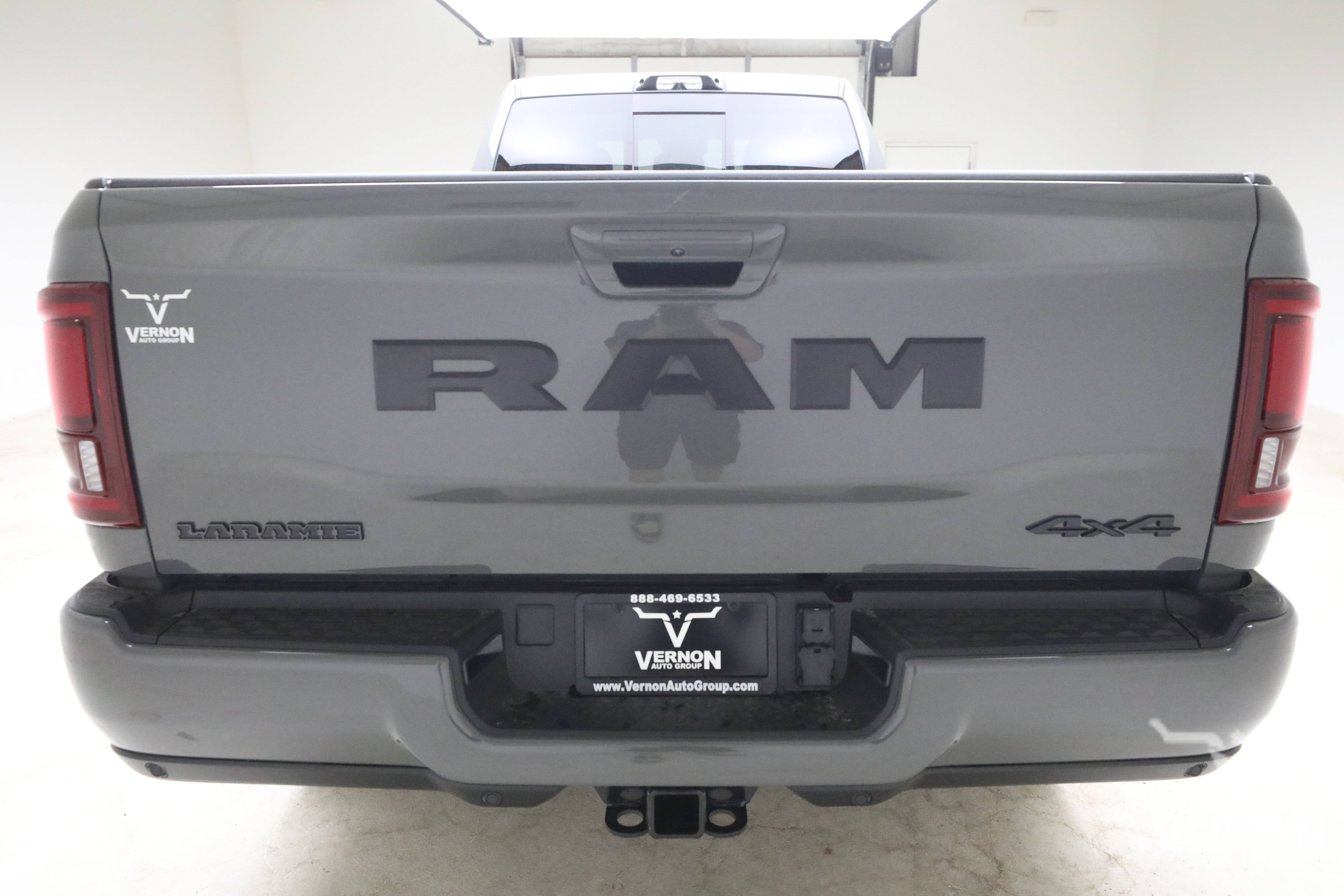 New 2027 RAM 3500 Laramie AWD/4WD image 4