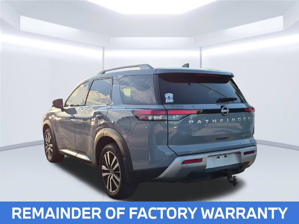 Certified 2025 Nissan Pathfinder Platinum FWD image 2
