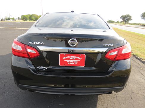 Used 2016 Nissan Altima 3.5 SL image 8