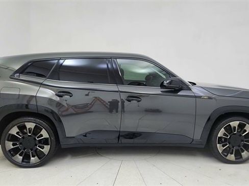 Used 2023 BMW XM image 6
