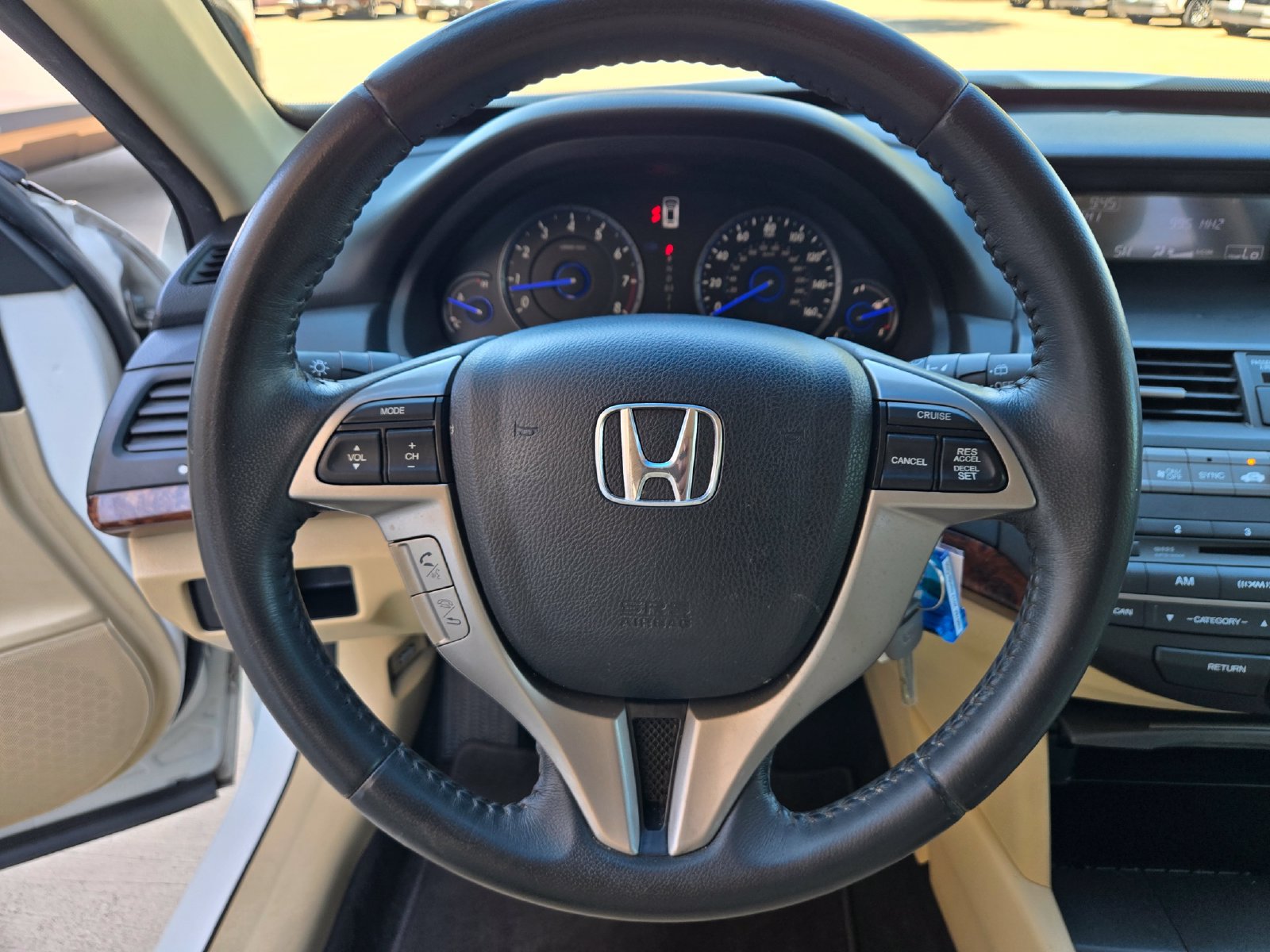 Used 2012 Honda Crosstour EX-L image 11