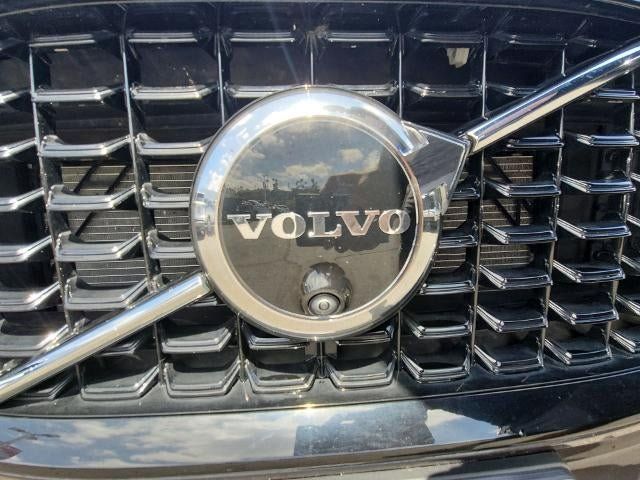 Used 2025 Volvo XC60 B5 Plus AWD/4WD image 29
