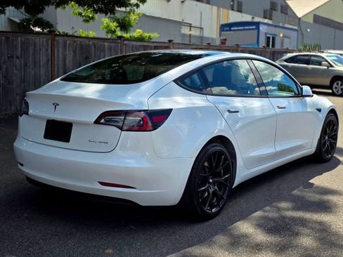 Used 2021 Tesla Model 3 Long Range AWD/4WD image 11