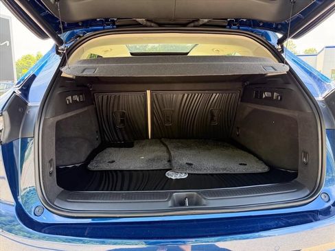 Used 2023 Buick Envision Avenir FWD image 32