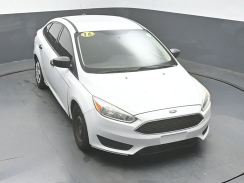 Used 2016 Ford Focus S FWD image 38