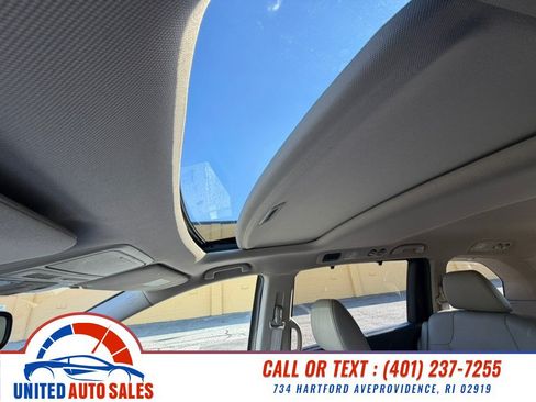 Used 2015 Honda Odyssey EX-L image 19