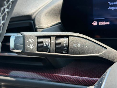 Used 2024 Chevrolet Traverse Z71 AWD/4WD image 13