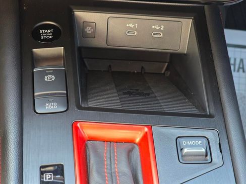 Used 2025 Nissan Kicks SR w/ SR Premium Package FWD image 17