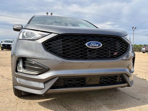 Certified 2023 Ford Edge ST AWD/4WD image 4