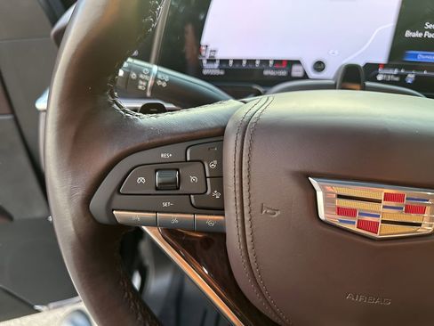 Used 2021 Cadillac Escalade Sport Platinum image 31