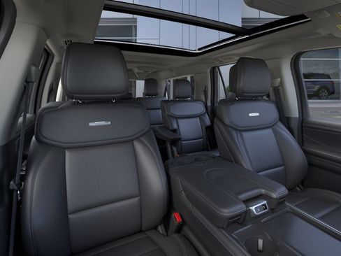 New 2026 Ford Expedition Max Platinum w/ Driver's Package AWD/4WD image 10