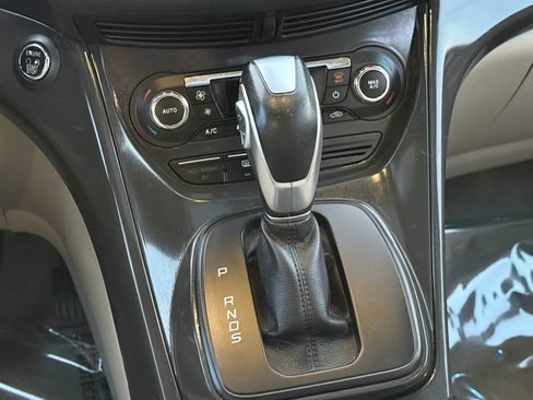 Used 2016 Ford Escape Titanium AWD/4WD image 28