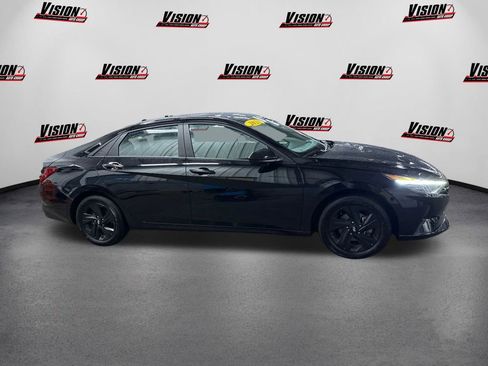 Certified 2023 Hyundai Elantra Blue w/ Cargo Package image 4