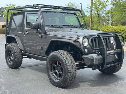 Used 2017 Jeep Wrangler Sport image 9