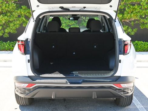 Used 2024 Hyundai Tucson SE image 10