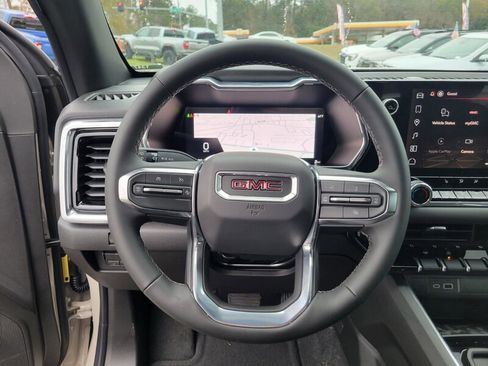 New 2026 GMC Canyon Elevation w/ Convenience Package image 9