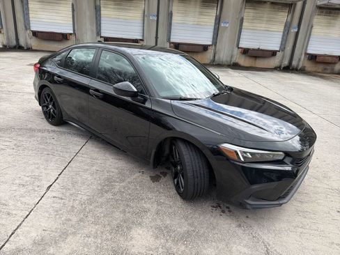 Used 2023 Honda Civic Sport image 12