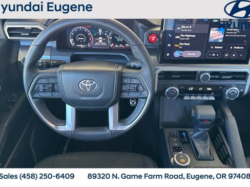 Used 2024 Toyota Tacoma TRD Sport image 19