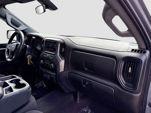 Used 2020 Chevrolet Silverado 1500 Custom w/ Custom Value Package AWD/4WD image 27