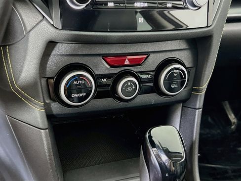 Used 2022 Subaru Crosstrek 2.5i Sport w/ Moonroof Package AWD/4WD image 15