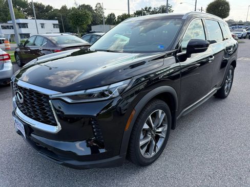 Used 2023 INFINITI QX60 Luxe w/ Cargo Package AWD/4WD image 3