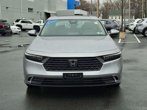 Used 2023 Honda Accord EX image 2